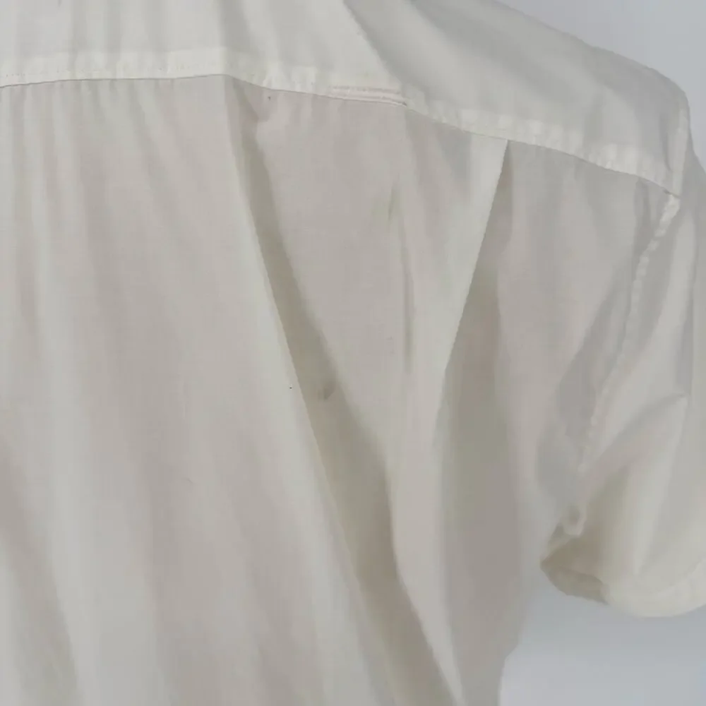 Robert Graham Button Front Short Sleeve Shirt White Sporty Technical Stripe  M